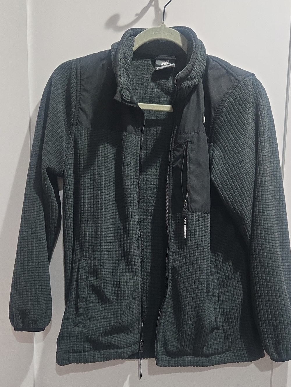 New Balance Green Quilted Fleece Jacket with Black Shoulder Panels